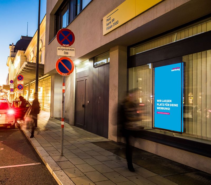 Semioutdoor Post Bahnhofsplatz St. Pölten