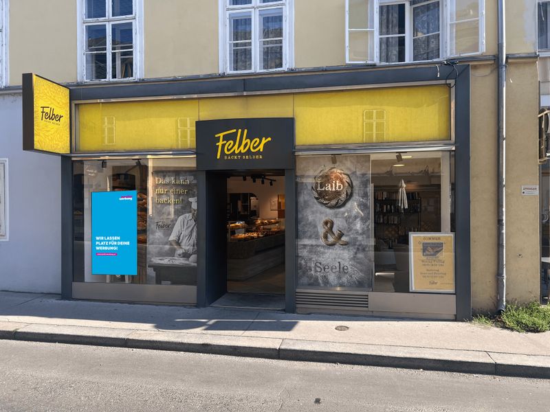 Semioutdoorscreen Felber Hietzinger Straße Wien