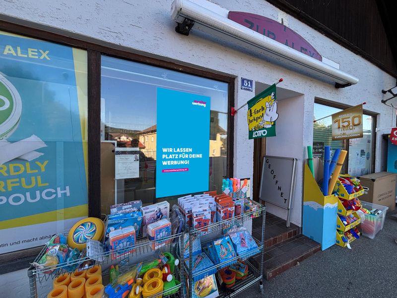 Semioutdoorscreen Hauptstraße Seeham