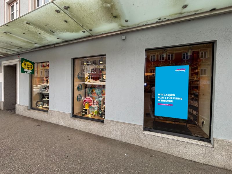 Semioutdoorscreen Obermarkt Mauerkirchen