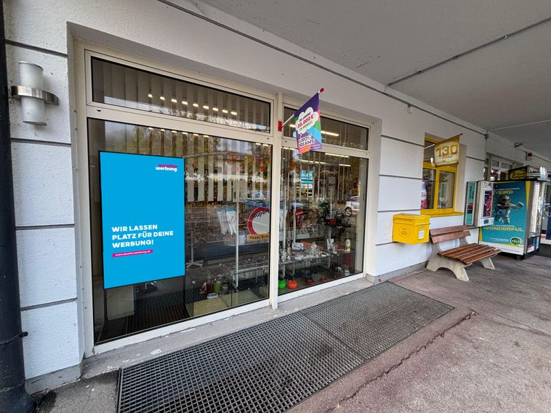 Semioutdoorscreen Hauptstraße Gröbming