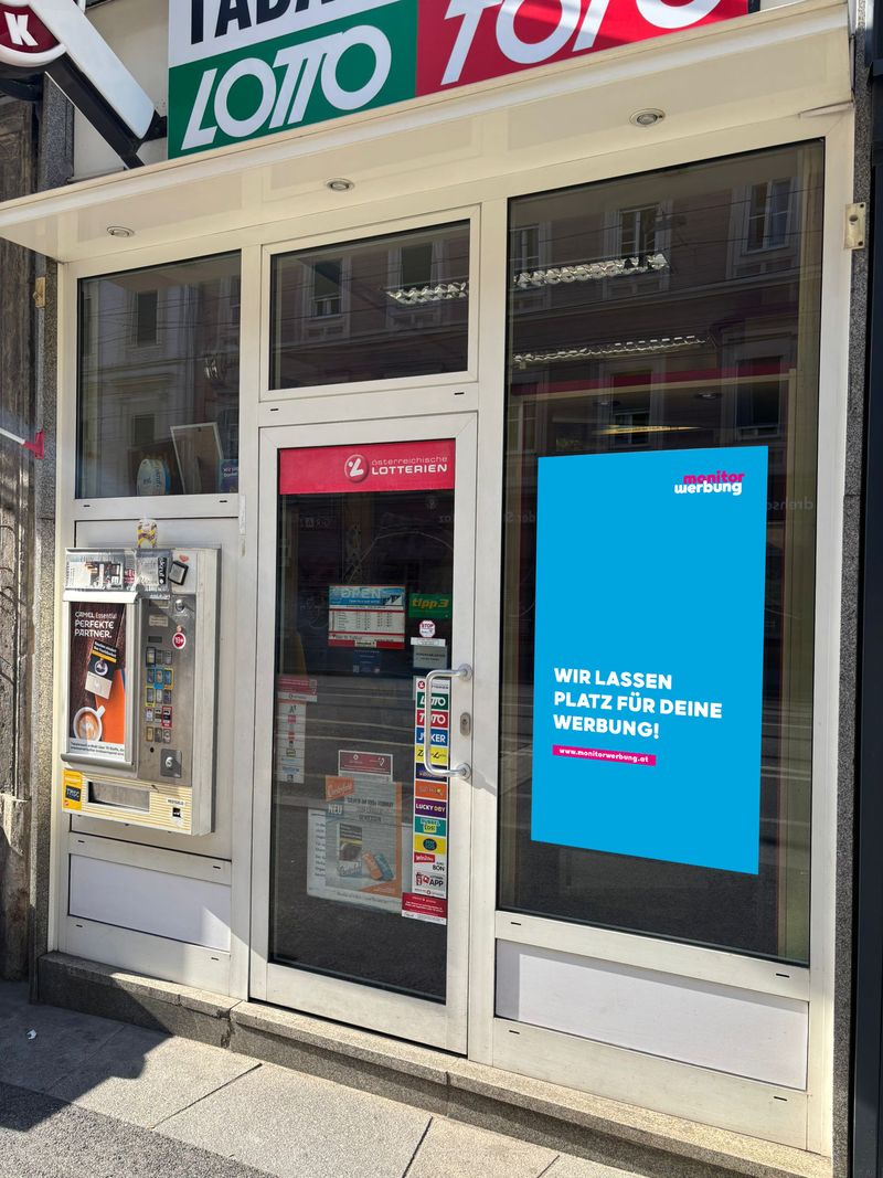 Semioutdoorscreen Annenstraße Graz