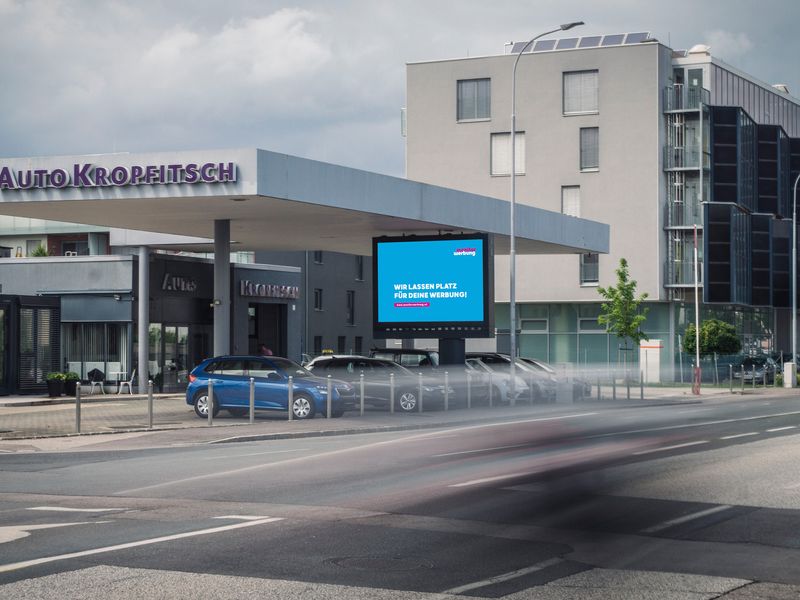 LED Wall 14 Klagenfurt Pischeldorfer Straße stadtauswärts