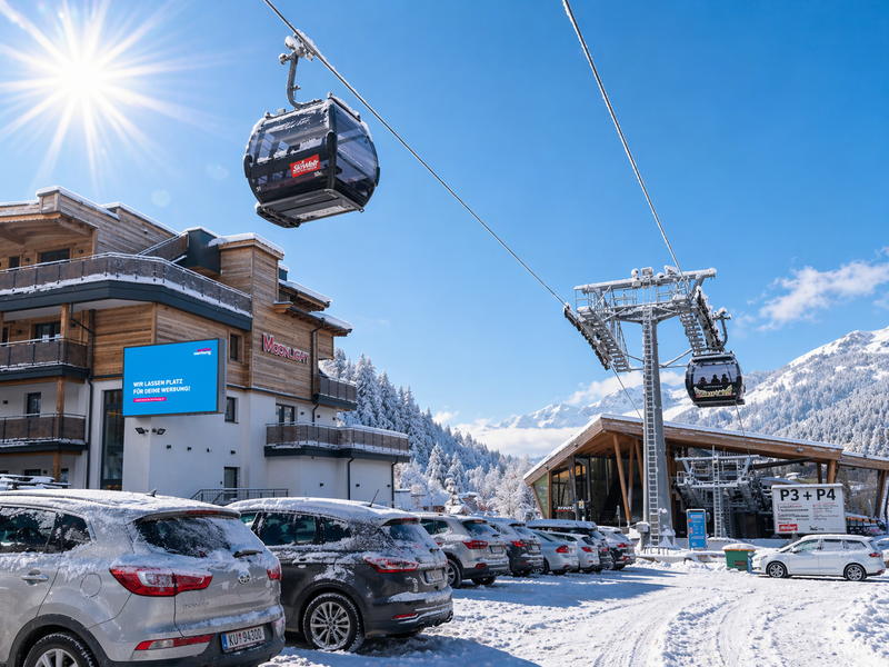 LED Wall Talstation Bergbahn Söll