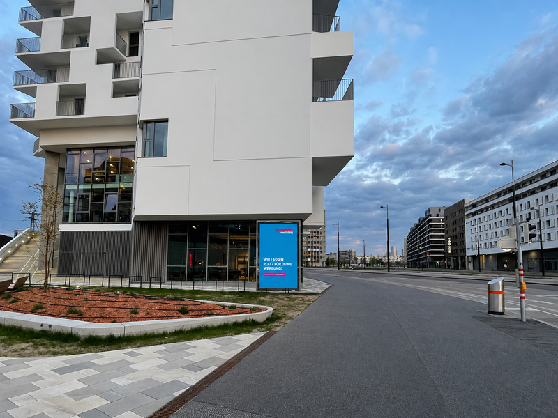 Semi-Outdoorscreen Hauptbahnhof Ost Wien